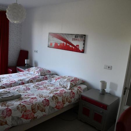 B&B Angueur Montrem Εξωτερικό φωτογραφία